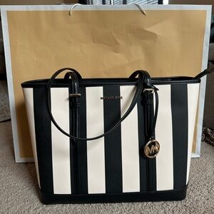 Michael kors larget jet set tote